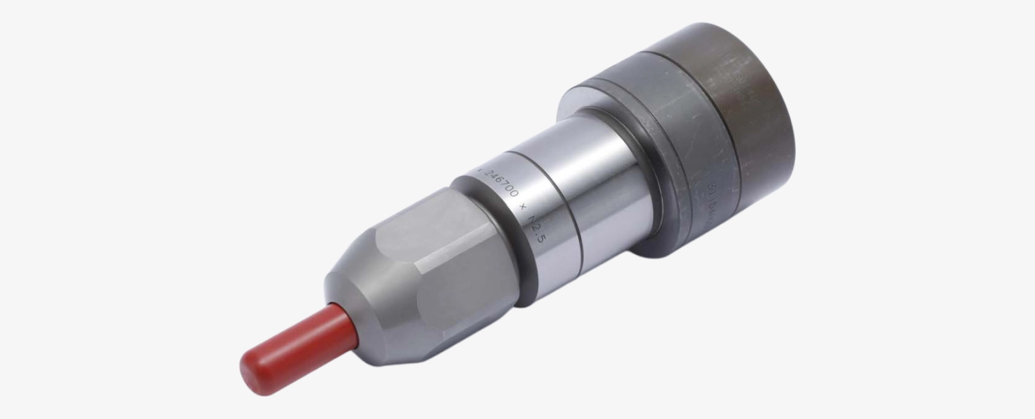 Marine fuel injector nozzle for precise fuel atomization and optimal engine performance